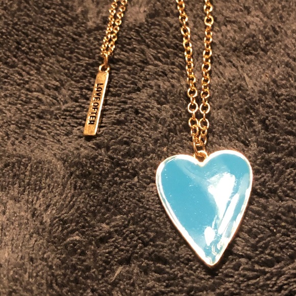 NWT•BCBGeneration Inspirational DBL strand set - Picture 6 of 10